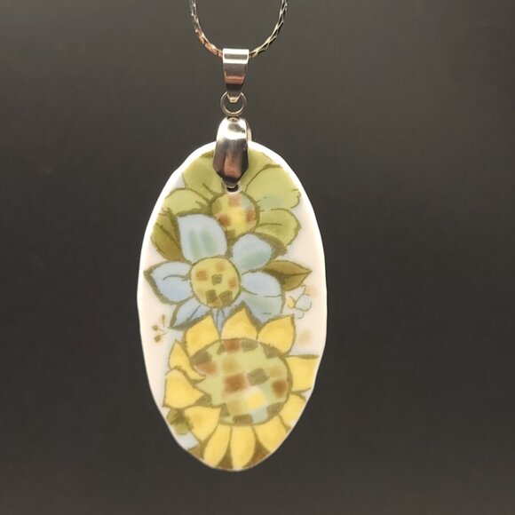 Noritake Jewelry - Vintage Noritake Progression Springfield Broken China Plate Pendant, Sunflower